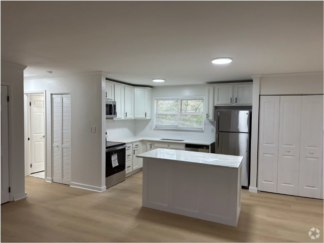 Building Photo - 505 Anniston Dr Rental