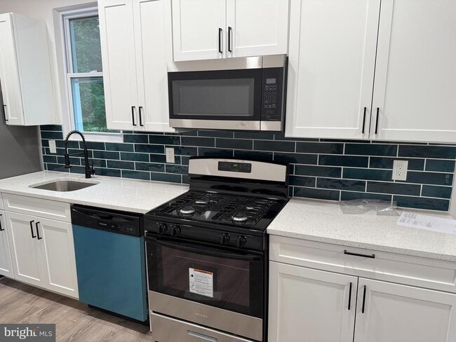 Photo - 42 N Cove Rd