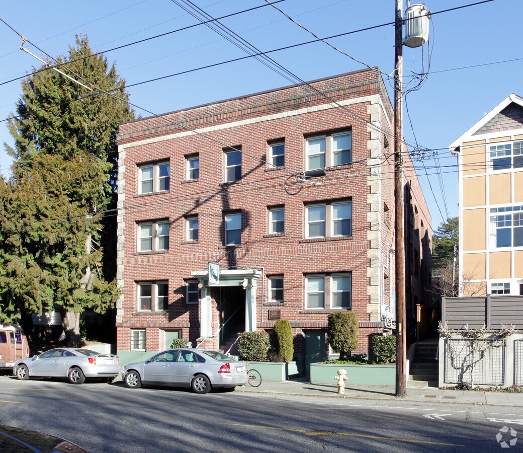 Photo - Volunteer Park Apartments