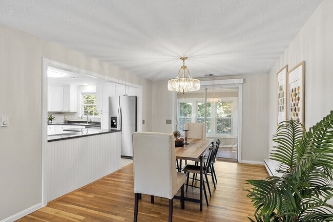 Photo - 1022 Pleasant St