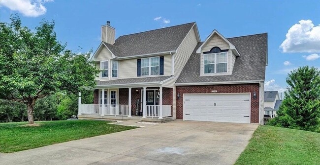 Building Photo - **For Keys in Hand ASAP - Inquire Within for Details**