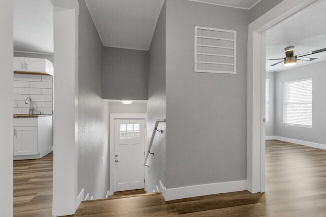 Photo - 1615 10th Ave Unit 8