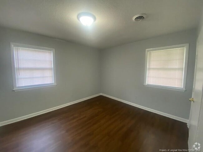 Building Photo - 817 Ridge Rd Rental