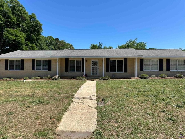 Building Photo - 1218 Creekwood Dr