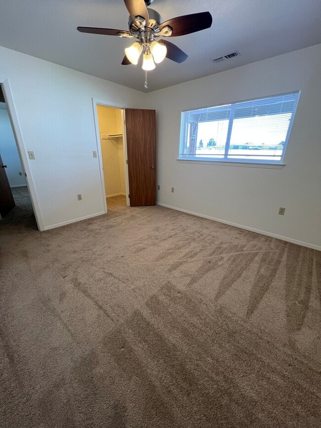 Photo - 1291 Dakota Dr