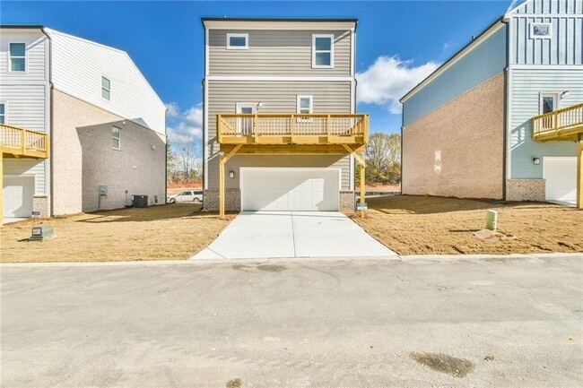 Photo - 2350 Whistler Wy NE