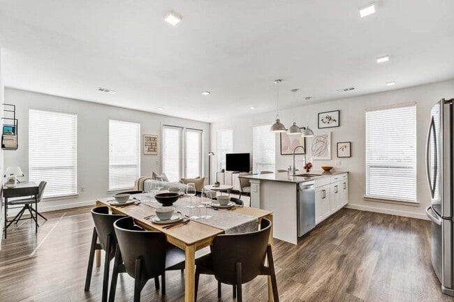 Photo - Mezzo Apartments
