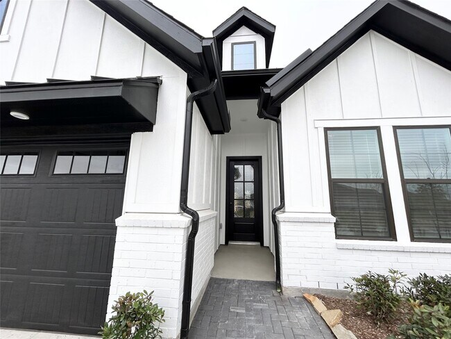 Photo - 15310 Spanish Ranchos Wy