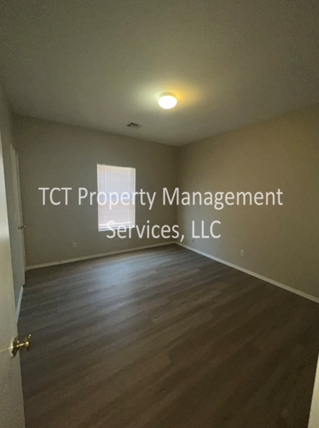 Photo - Newly updated 3 bed/2 bath in Sheely Farms