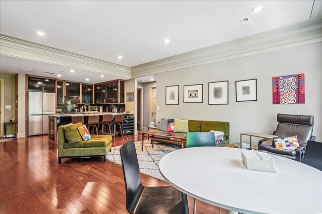 Photo - Great Luxury 3 Bedroom 2 Bath on H st NE!