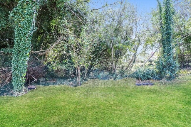 Photo - 107 Roanoke St