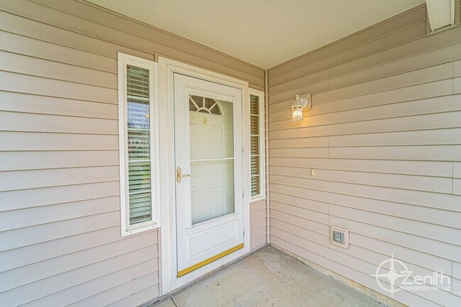 Photo - 8304 NE 158th Ave