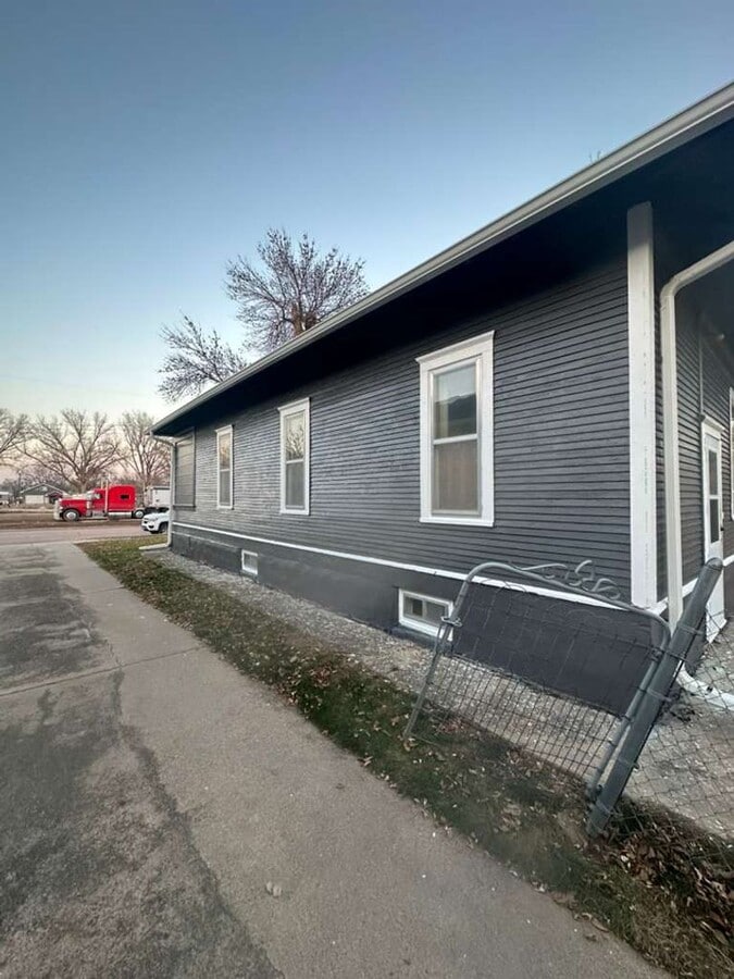 Photo - Cute 3 Bedroom 1 Bath Home