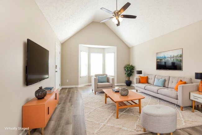 Photo - 1984 Old Castle Dr