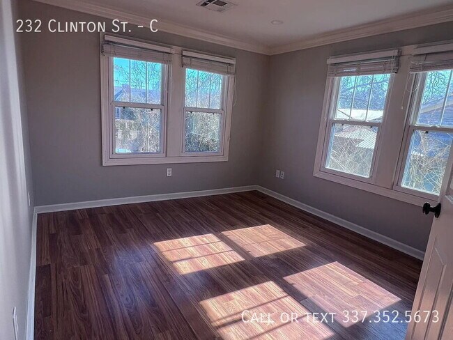 Photo - 232 Clinton St Unidad C