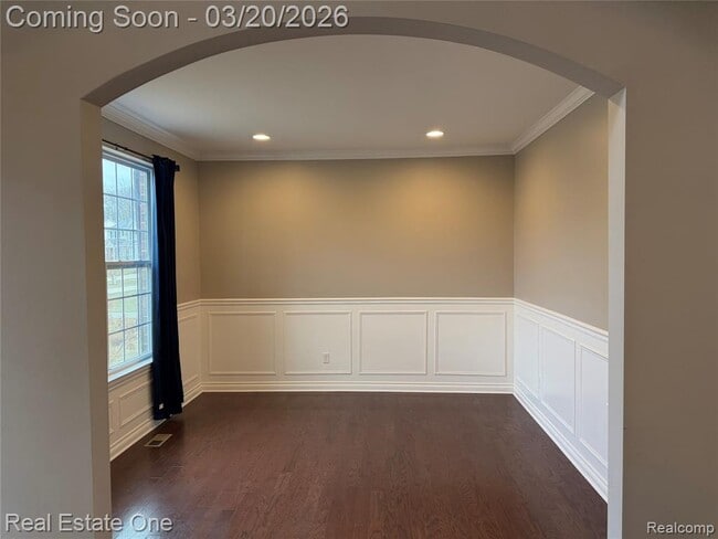 Photo - 58206 Sunflower Cir N