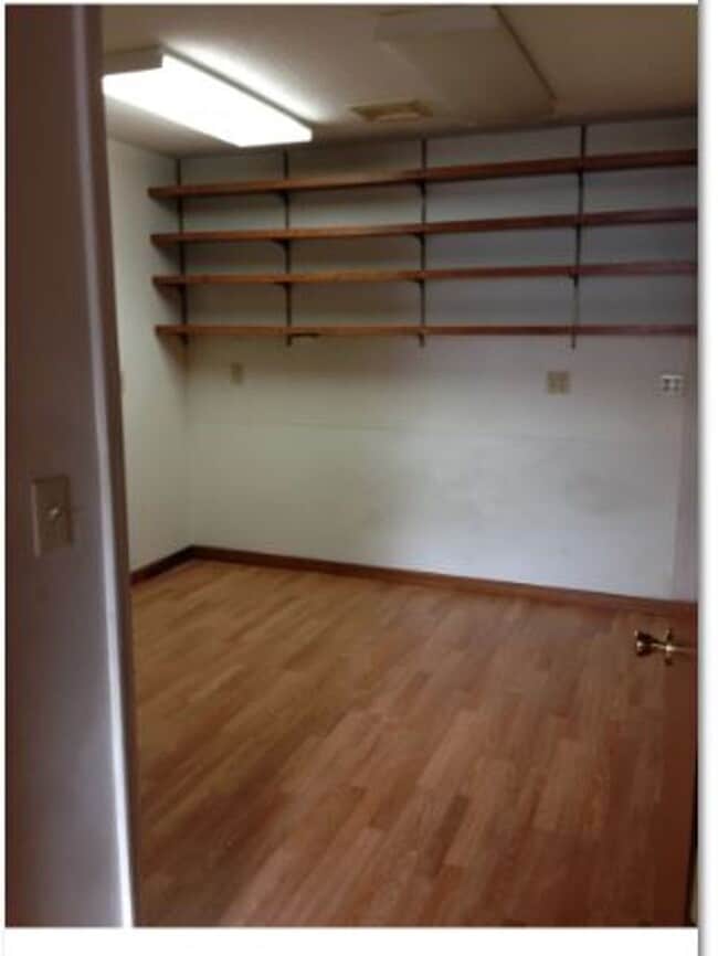 Photo - 1175 Mt Vernon Rd Unit apt c