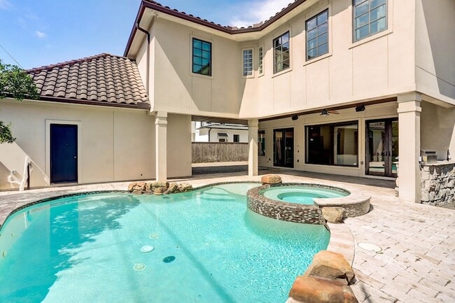 Photo - 3749 Olympia Dr