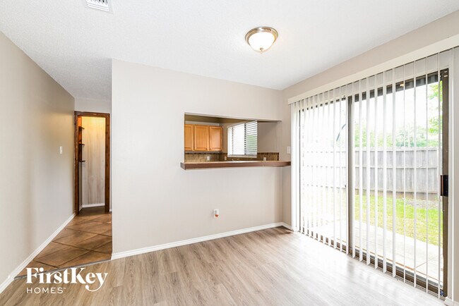 Photo - 601 Rancho Dr