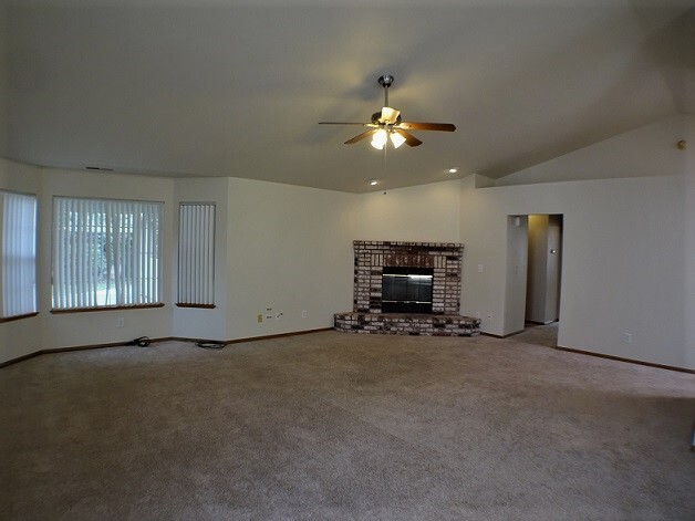 Photo - 1609 W 8th Ave