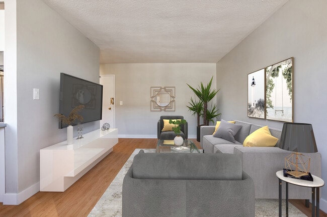 Photo - Milepost Manor