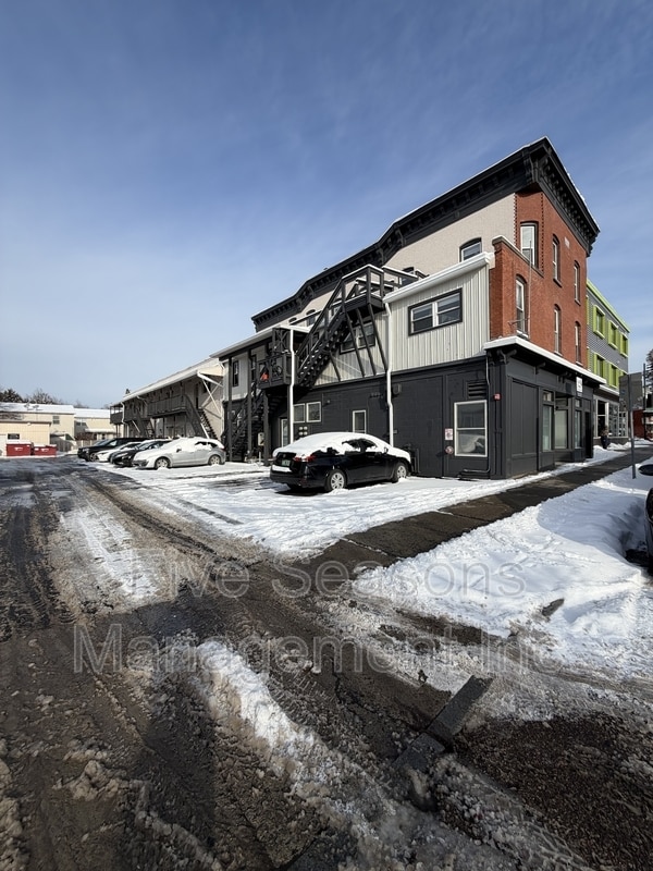 Photo - 194 North St