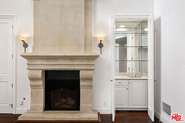 Photo - 11500 San Vicente Blvd Unit 220