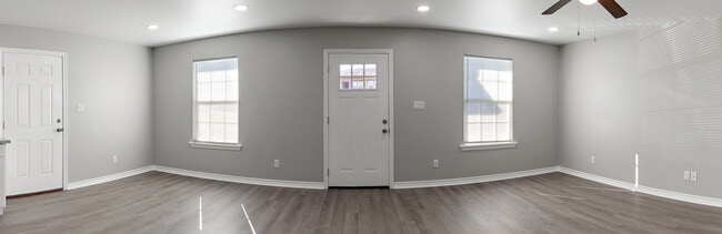 Photo - Travis st Unit 101