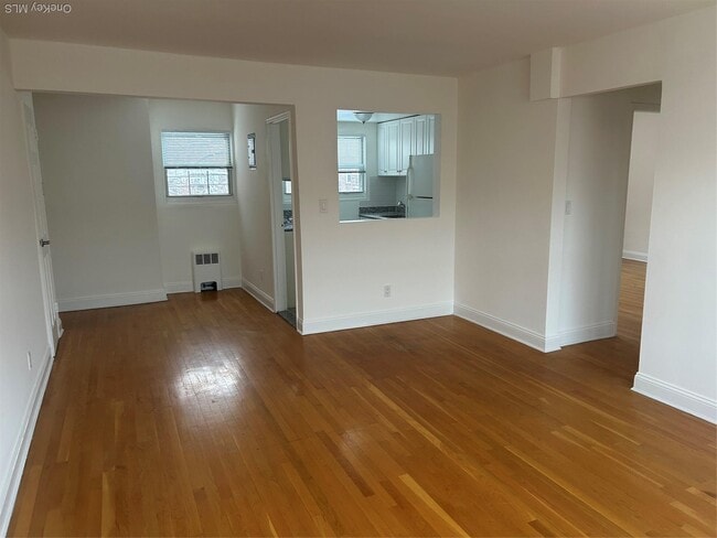 Photo - 15 Schenck Ave Unit 3E