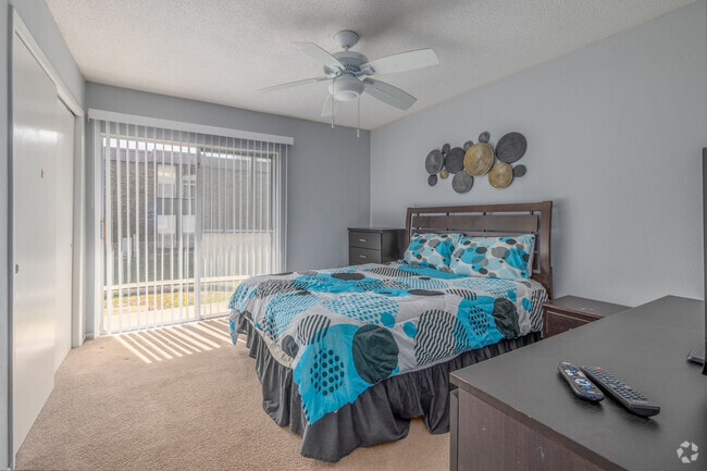 3BR, 2BA - 1,224SF - Bedroom