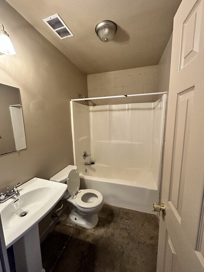 Wolf Creek Condo Condo for Rent in Montevallo, AL