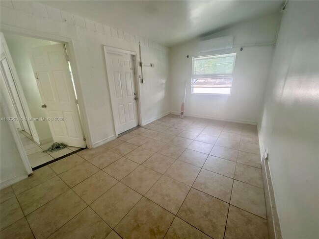 Photo - 32 Allen Rd Apartamento Unidad 2