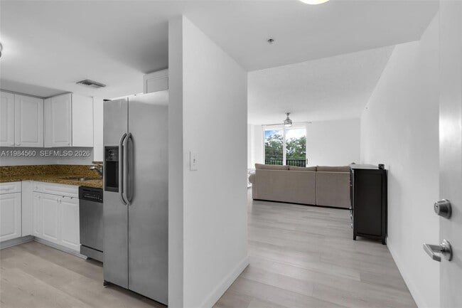 Photo - 520 SE 5 Ave Unit 1307