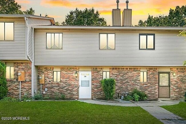 Photo - 28 Jesse Rd Townhome