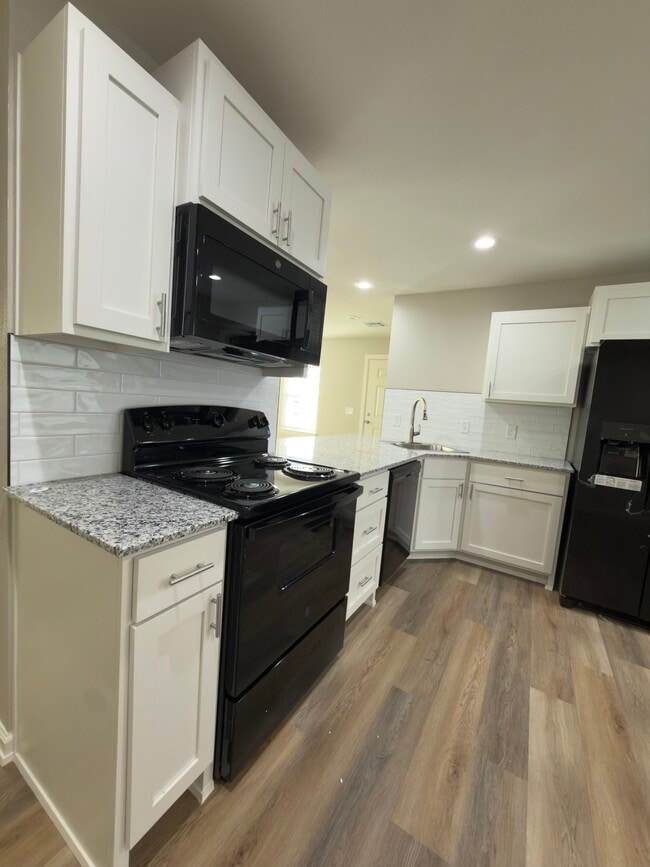 Photo - 409 Washington Ave