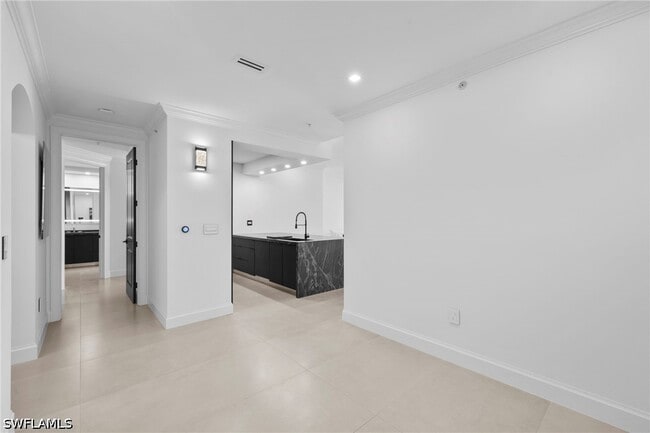 Photo - 23191 Fashion Dr Unit 8106