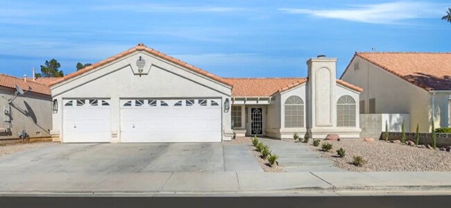 Photo - 6024 Estrapade St