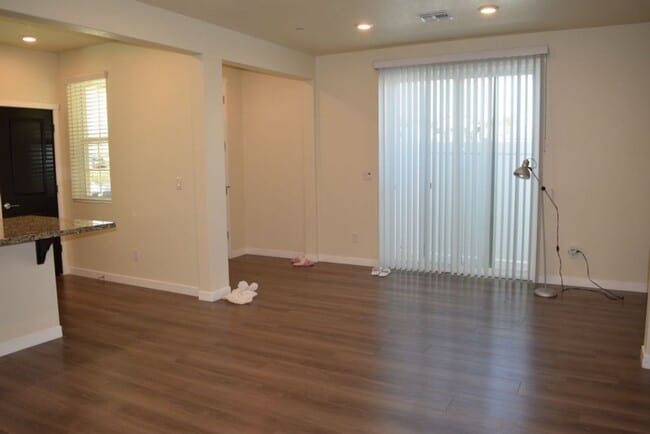 Photo - 3280 Chickadee Ct