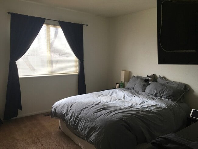 Photo - 2 Bed 1.5 Bath Townhouse End Unit in North Central Loveland