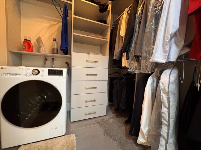 Photo - 1665 Bay Rd Unidad 221