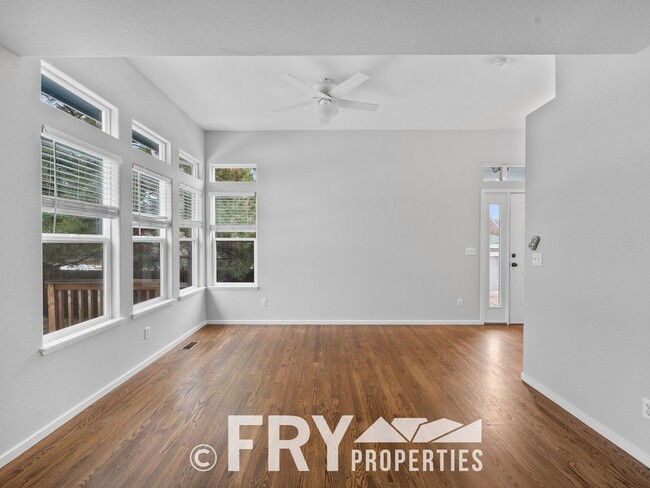 Photo - Great Townhome Near the Foothills