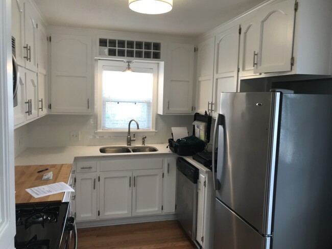 Photo - 5214 Cedar St