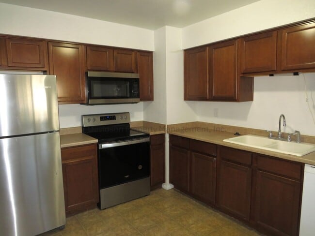 Photo - Charming 5 Bedroom House in Central Colora...