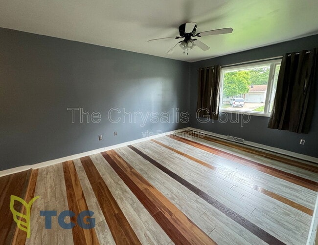 Photo - 1802 Herbert St