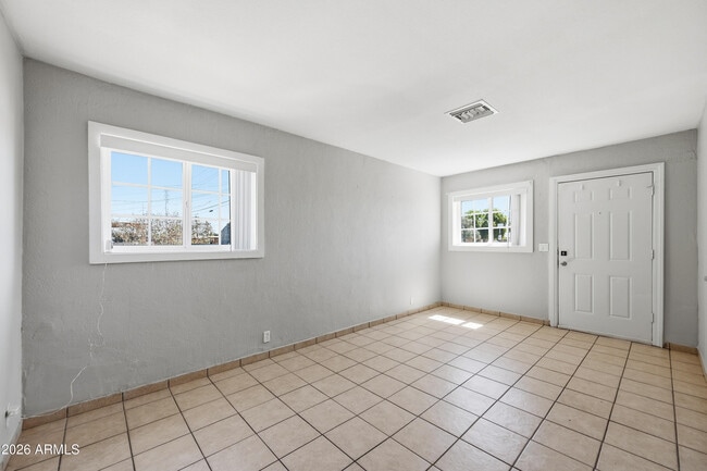 5206 W Ocotillo Rd