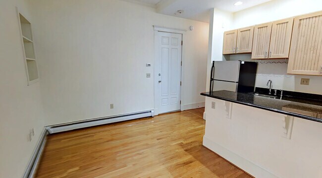 Photo - 191 Commonwealth Ave Unit 3