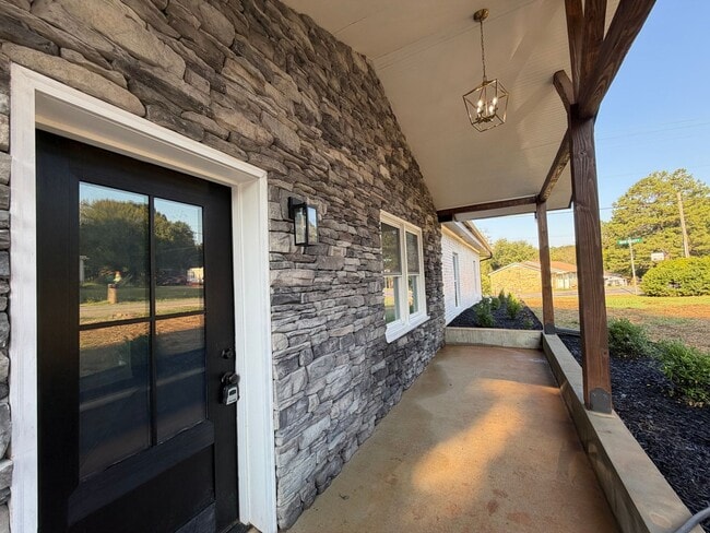 Photo - 1278 Chulio Rd SE