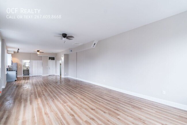 Photo - Spacious Northern Liberties Studio Unidad 3F