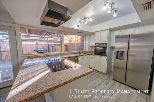 Photo - 1618 E Dunbar Dr