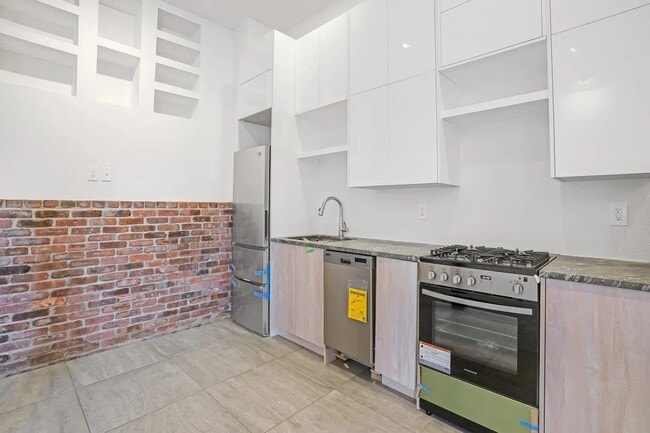 Photo - 9009 Riverside Pl Unit 1